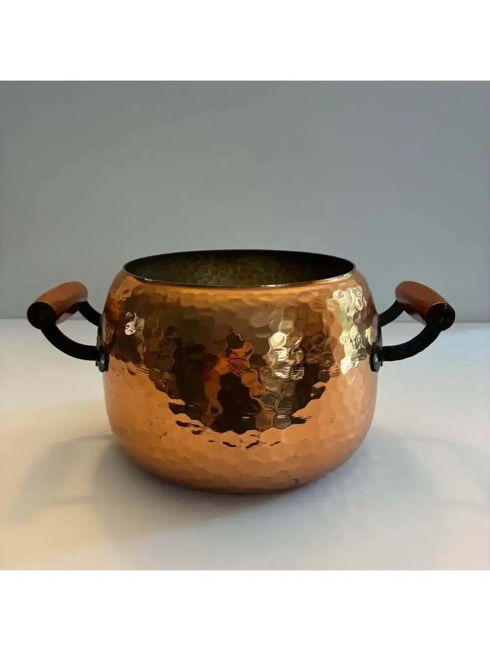 Vintage Hammered Copper Pot Wrought Iron Wood Handles Rustic Country Kitchen